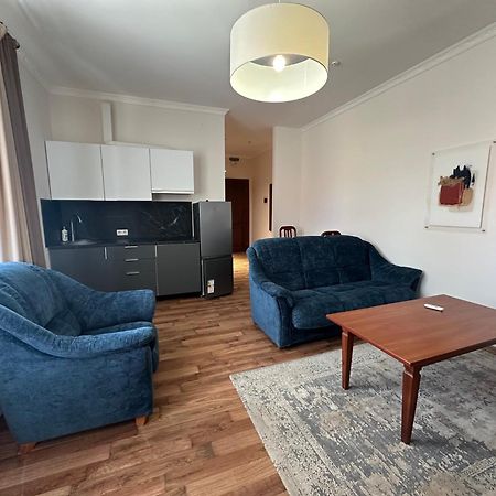 Hotel Villa Sofia Truskavets Bagian luar foto