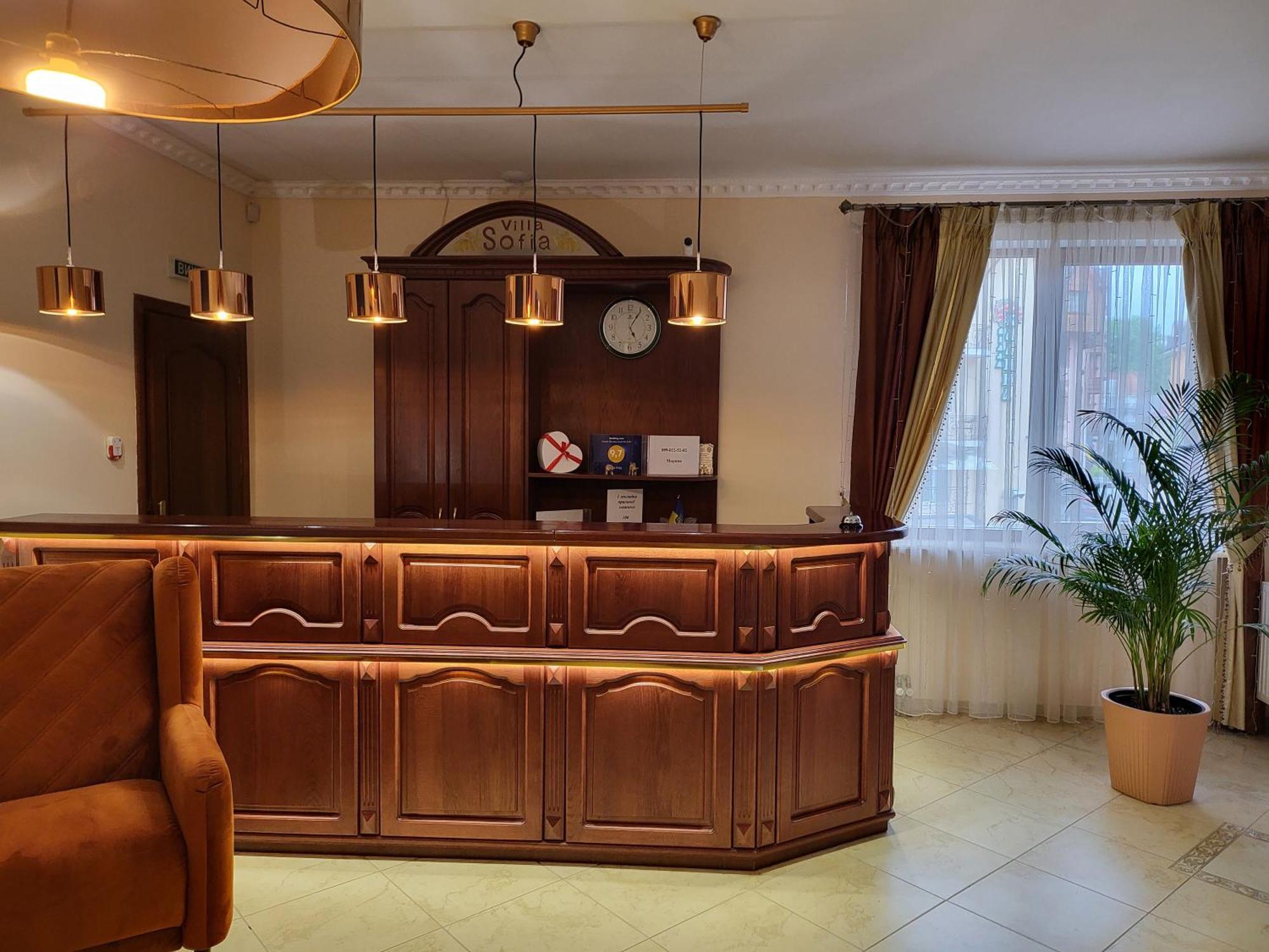 Hotel Villa Sofia Truskavets Bagian luar foto