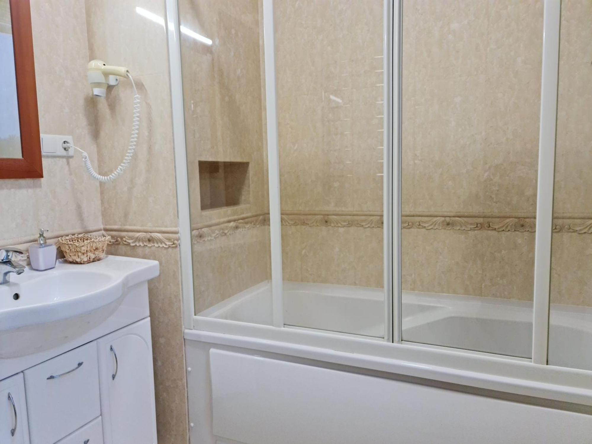 Hotel Villa Sofia Truskavets Bagian luar foto