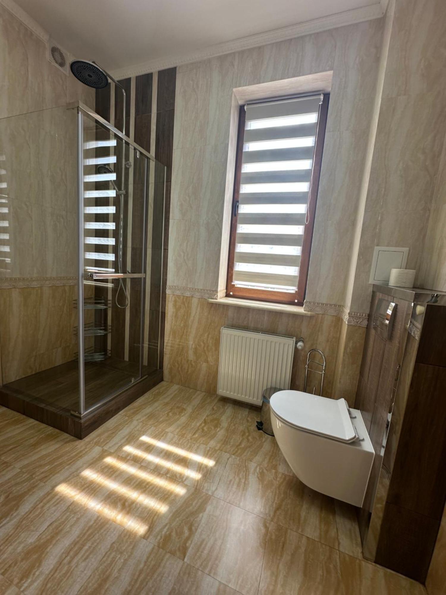 Hotel Villa Sofia Truskavets Bagian luar foto